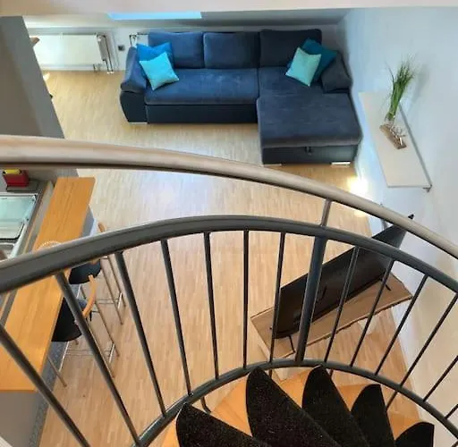 Schicke Helle Galeriewohnung