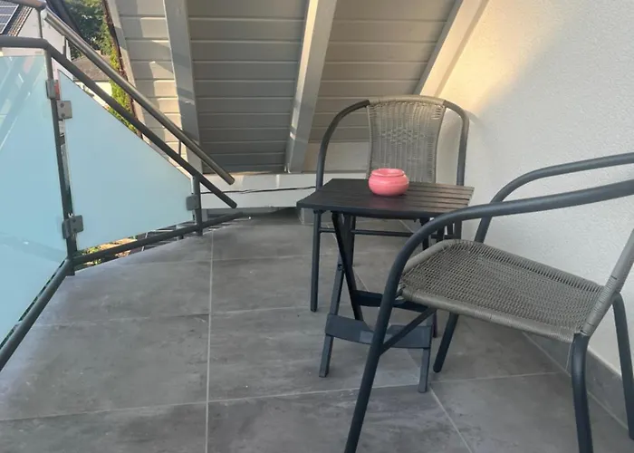 Schicke Helle Galeriewohnung Apartmán