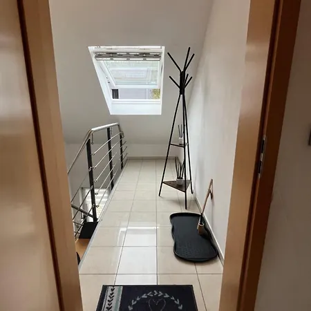 Schicke Helle Galeriewohnung Apartment